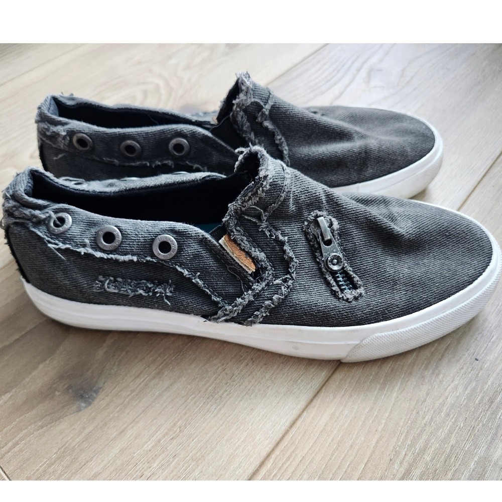 Blowfish Malibu Play‎ Grey Distressed Denim Slip On Sneakers Frayed Faux Zipper
